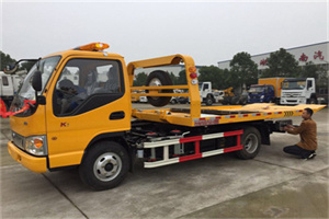 宣化区哪里有拖车服务